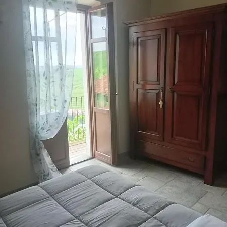 Il Borgo Oda ve Kahvaltı Castellinaldo