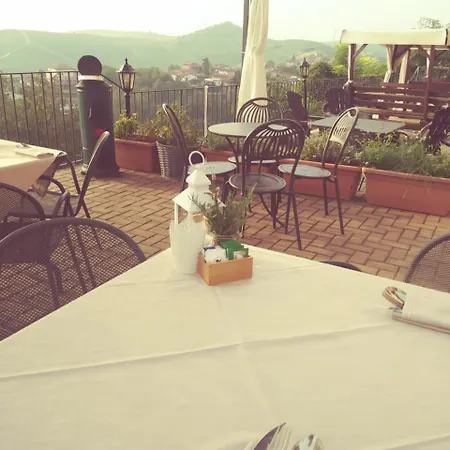 Oda ve Kahvaltı Il Borgo