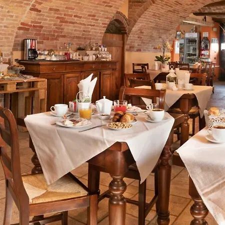 Oda ve Kahvaltı Il Borgo 3*